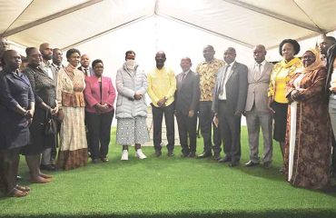 FIRST LADY LAUDS TEACHERS FOR CALLING OFF STRIKE